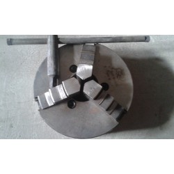 Lathe chuck 200mm